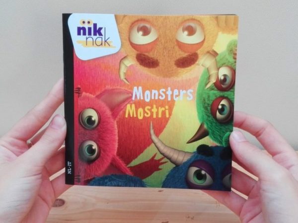 Monsters - cover met Italiaans - tweetalig kinderboek van nik-nak