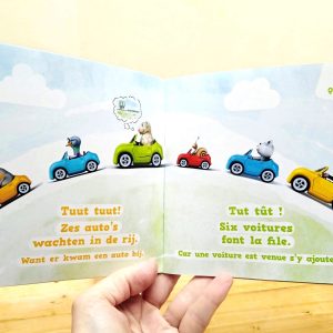 Aap rijdt naar de bakker tweetalig kinderboek met Frans_pagina