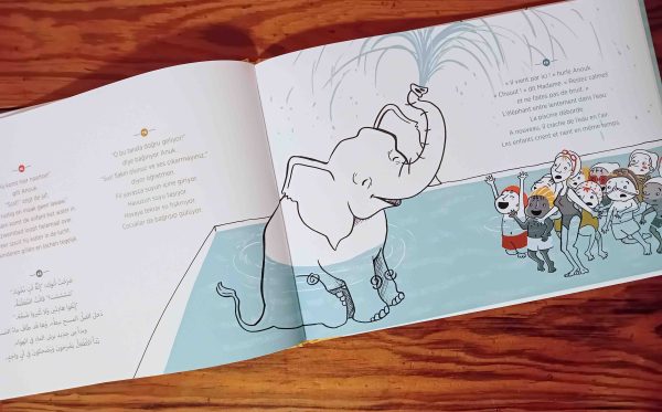Een olifant in het zwembad meertalig kinderboek Frans Arabisch Turks_pagina
