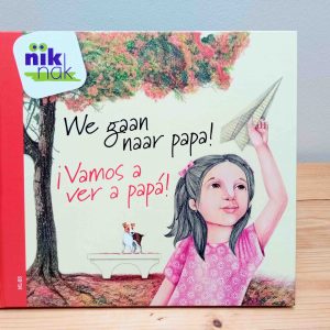 We gaan naar papa tweetalig kinderboek prentenboek Spaans-cover